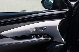 Hyundai Tucson Hyundai Tucson 1.6 T-GDI PHEV Premium Sky 265PK! Full Option + Trekhaak 