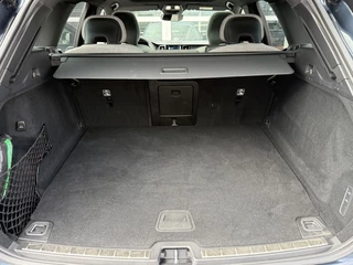 Volvo XC60 Volvo XC60 T8 455PK Recharge Ultra Dark| Full Options ! Luchtvering B&W Sou - afbeelding nr 50