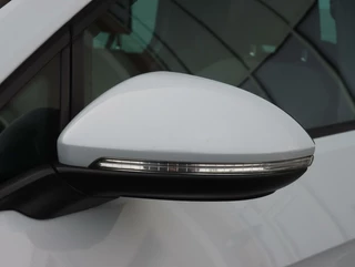 Volkswagen Golf Volkswagen Golf 1.4 TSI 150PK Highline 3x R-line Panoramadak - afbeelding nr 51