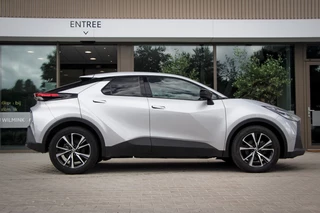 Toyota C-HR Toyota C-HR 1.8 Hybride 140 First Edition | Camera | Adaptive Cruise - afbeelding nr 2