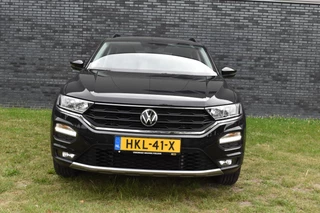 Volkswagen T-Roc Volkswagen T-Roc 1.5 TSI Style Business Trekhaak Navi Carplay stoel/stuur verwarming el-achterklep - afbeelding nr 14