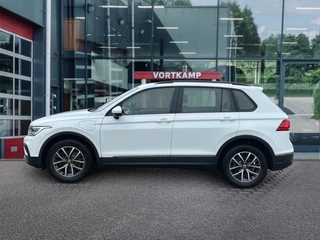 Volkswagen Tiguan Volkswagen Tiguan 1.4 TSI DSG LIFE E-HYBRID PANO-DAK/CAMERA/LEDER/MEMORY/NAVI/ACC/CARPLAY/STOELVERW - afbeelding nr 8