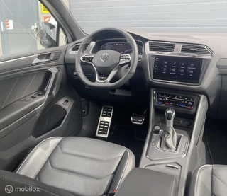 Volkswagen Tiguan Volkswagen Tiguan 1.5 TSI DSG 3xR-Line 150PK/PANO - afbeelding nr 61