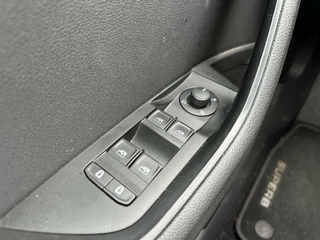Škoda Superb Skoda Superb Combi 2.0 TDI Ambition Business Carplay Camera Navi Climate Cruise Trekhaak - afbeelding nr 13