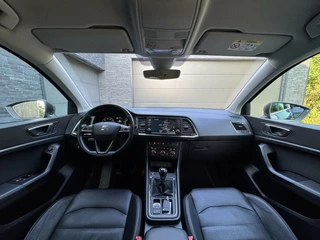 SEAT Ateca Seat Ateca 1.0 EcoTSI Limited Edition Volleer | Stoelverwarming | Apple CarPlay | Navigatiesysteem | Elektrisch bedienbare achterklep | Lichtmetalen velgen | Draadloze telefoonlader | Lane assist & Blind Spot detectie | Parkeersensoren voor en achter - afbeelding nr 3