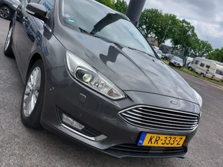 Ford Focus Ford Focus Wagon 1.0 EcoBoost 125pk Titanium | Origineel NL | Navi | Apple Carplay+Android Auto | Bi-Xenon | SONY Sound | Clima | Cruise | Keyless Entry | Pdc V+A+Assist+Camera | Privacy Glass | 17''lm - afbeelding nr 41