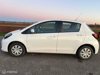 Toyota Yaris Toyota Yaris 1.0 VVT-i Aspiration - afbeelding nr 4