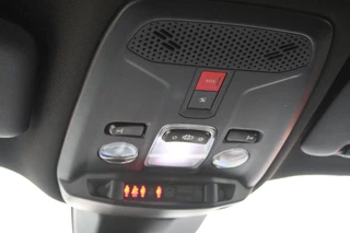 Peugeot 2008 Peugeot 2008 1.2 100PK ALLURE PACK | TREKHAAK | NAVIGATIE | APPLE CARPLAY/ANDROID AUTO | 3-D INSTRUMENTENPANEEL | ACHTERUITRIJ CAMERA | CRUISE CONTROL | LED KOPLAMPEN | CLIMATE CONTROL | 17