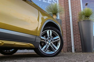 BMW X2 ➡️ BMW X2 sDrive18i F39 High Executive Edition M-sport | M-pakket | Dakraam | 2e eigenaar | Head up | Harman-Kardon | Camera | Leer | LED | Navi | PDC | 19 inch |  Stoelverwarming | Automaat | - afbeelding nr 44
