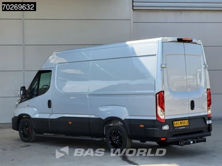 Iveco Daily Iveco Daily 35S21 210PK 3.0L Automaat 2025 Black Edition model L3H2 ACC LED Tacho CarPlay Velgen Camera 12m3 Airco Trekhaak - afbeelding nr 2