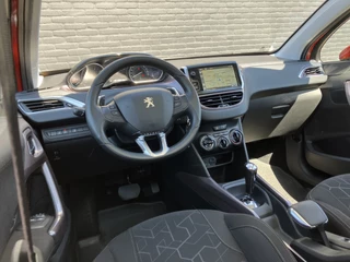 Peugeot 2008 Peugeot 2008 1.2 PureTech Active AUT. | bi-tone | navigatie | panoramadak | airco | bluetooth | NL auto - afbeelding nr 13