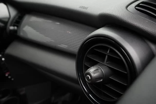 MINI Cooper Mini Mini 1.5 Cooper Chili Serious Business | John Cooper Works Chili Pakket | Keyless Entry | lederen bekleding | Navigatie | Parkeersensoren | verwarmde voorstoelen - afbeelding nr 52