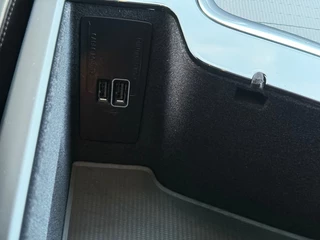 Volvo XC90 Volvo XC90 2.0 T8 R DESIGN RECHARGE 7 zits Long Range Panodak - afbeelding nr 66
