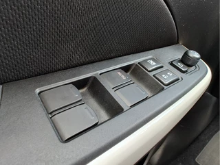 Suzuki Swift Suzuki Swift 1.2 STIJL AUTOMAAT Adaptive Cruise | Camera | Stoelverwarming - afbeelding nr 18