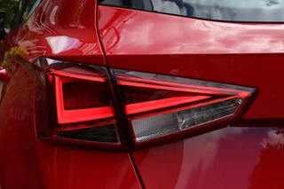 SEAT Arona SEAT Arona 1.0 TSI Style Business Matrix LED/Camera/Keyless/Acc/Ecc/App-Connect/17