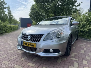 Suzuki Kizashi Suzuki Kizashi 2.4 Sport / Navigatie / Panoramadak / Luxe - afbeelding nr 10