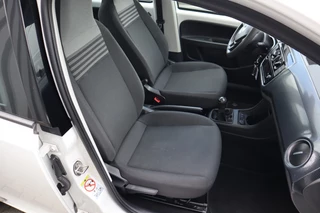 Volkswagen up! Volkswagen up! 1.0 BMT Move up! Cruise/Parkeersensoren/Stoelverwarming - afbeelding nr 16