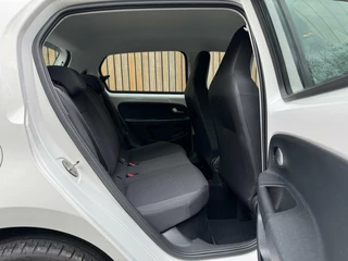 Volkswagen up! Volkswagen Up! 1.0 BMT move up! Airco | Elektrische ramen | DAB radio | LED dagrijverlichting | 15 inch lichtmetalen velgen | NAP - afbeelding nr 25