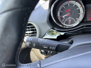 Opel ADAM Opel ADAM 1.2i jam Airco Apple Carplay Cruise control PDC 16