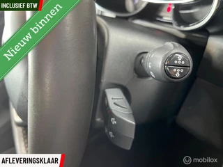Renault Clio Renault Clio Estate 0.9 TCe Limited - afbeelding nr 18