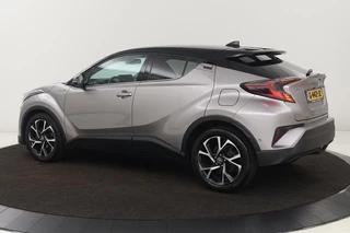 Toyota C-HR Toyota C-HR 1.8 Hybrid Dynamic | Stoel & stuurverwarming |  Adaptive cruise | Camera | Navigatie | Climate control | Keyless - afbeelding nr 2