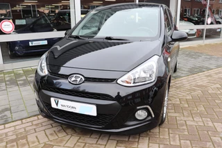 Hyundai i10 Rijdt zuinig, volle tank voor € 20,- - afbeelding nr 2