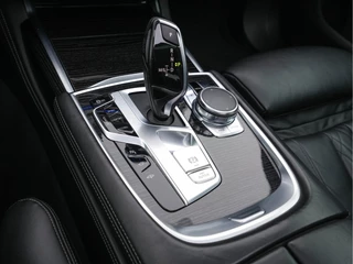 BMW 7 Serie Aut. *PANO | LASER-LED | SOFT-CLOSE | SURROUND-VIEW | HARMAN/KARDON-SURROUND | MASSAGE | MEMORY-PACK | NAVI-FULLMAP | KEYLESS | ADAPTIVE-CRUISE | HUD | ECC | PDC | COMFORT-SEATS | 20