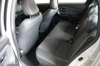 Toyota Yaris Toyota Yaris 1.5 Hybrid EXECUTIVE, 2018, Leer, Airco - afbeelding nr 8
