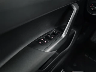 Volkswagen Polo Volkswagen Polo 2.0 TSI GTI Pano Beats Navi Cruise CarPlay - afbeelding nr 27