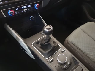 Audi Q2 Audi Q2 30 TFSI 115pk Design Trekhaak, Panorama dak - afbeelding nr 22