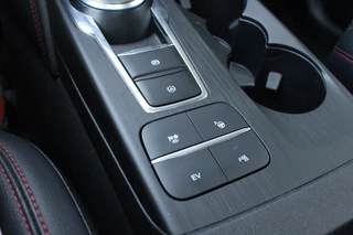 Ford Kuga Ford Kuga 2.5 PHEV ST-Line X |  Trekhaak | Panoramadak | elektrische achterklep | Adaprive Cruise control | dodehoeksensoren | camera | head up display | adaptive LED - afbeelding nr 30