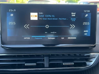 Peugeot 3008 Peugeot 3008 1.2 130 pk Automaat Allure Pack Navigatie Camera Carplay ACC DAB Stoelverwarming Keyless Led 18 Inch Velgen Zwart Dak Parkeersensoren Getint Glas - afbeelding nr 16