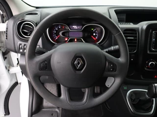 Renault Trafic Renault Trafic 2.0DCi 170PK Automaat Lang | Airco | Cruise | 3-Persoons | Trekhaak | Betimmering - afbeelding nr 14
