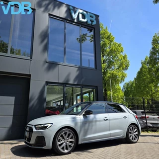 Audi A1 Sportback Audi A1 Sportback 30 TFSI EPIC ORIGINEEL NL NAP NAVI LED - afbeelding nr 2