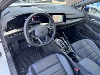 Volkswagen Golf Volkswagen Golf 8 R 2.0 TSI 333pk 4Motion 20 years Edition Akra Pano H&K Leder Memory Ventilatie Stuurvw Stlvw Blindspot Fabrieksgarantie - afbeelding nr 15