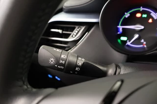 Toyota C-HR Toyota C-HR 2.0 Hybrid Bi-Tone - afbeelding nr 24