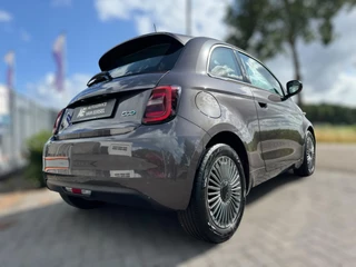 Fiat 500 Fiat 500 Action 24 kWh PARKEERSENSOREN / CARPLAY / CRUISE CONTROL / ECC / STOELVERWARMING / WEING KM'S - afbeelding nr 45