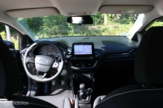 Ford Fiesta Ford Fiesta 1.1 Trend, Navigatiesysteem full map, Parkeersensor achter, Cruise control, Rijstrooksensor met correctie - afbeelding nr 18