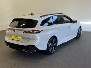 Peugeot 308 Peugeot 308 1.2 PureTech GT Climate control Adaptive cruise control Parkeersensoren Achteruitrijcamera Navigatie Voorstoelen verwarmd LED Apple Carplay/ Android Auto - afbeelding nr 7