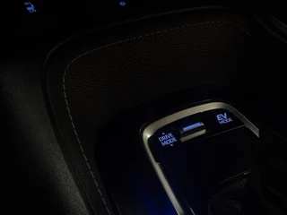 Toyota Corolla Touring Sports Toyota Corolla Touring Sports 1.8 Hybrid Dynamic | LED | Navi | Apple CarPlay | Trekhaak | Camera | Half Leder - afbeelding nr 18