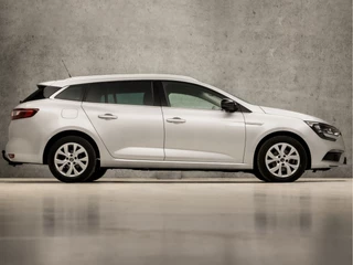 Renault Mégane Estate 141Pk Automaat (APPLE CARPLAY, VIRTUAL COCKPIT, NAVIGATIE, CLIMATE, SPORTSTOELEN, GETINT GLAS, TREKHAAK, PARKEERSENSOREN, NIEUWSTAAT) - afbeelding nr 4