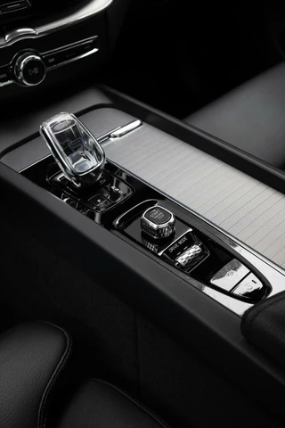 Volvo XC60 Volvo XC60 2.0 B5 Inscription |Panorama|H/K Audio|Trekhaak - afbeelding nr 24