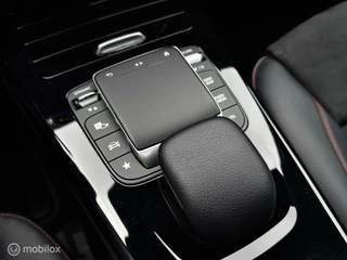 Mercedes-Benz A-Klasse Mercedes A-klasse A180 AMG Line |Pano |Memory |Carplay - afbeelding nr 29