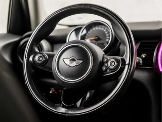 MINI Cooper Automaat (PANORAMADAK, 5 DEURS, GROOT NAVI, STOELVERWARMING, LEDER, SPORTSTOELEN, GETINT GLAS, NIEUWE APK, CRUISE, NIEUWSTAAT) - afbeelding nr 18