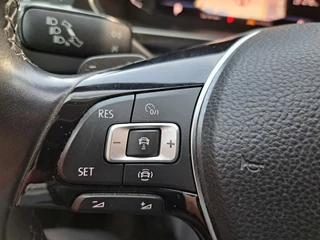 Volkswagen Tiguan Volkswagen Tiguan 1.5 TSI 150 Pk ACT Highline Dsg-7 Pano Digitaal dashboard - afbeelding nr 19