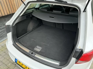 SEAT Leon Seat Leon ST 1.4 EcoTSI Business Intense Automaat | Alcantara bekleding | Seat Sound | Apple CarPlay | Navigatiesysteem | Cruise Control | Climate Control | Parkeersensoren voor en achter - afbeelding nr 41