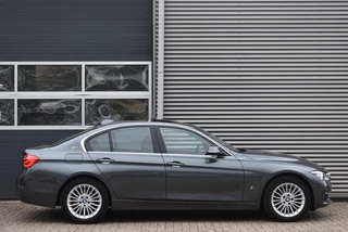 BMW 3 Serie BMW 3 Serie 330E HIGH EXEC. / SCHUIF KANTELDAK / STOELVERWARMING / LEDERE BEKLEDING - afbeelding nr 4