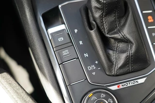 Volkswagen Tiguan Volkswagen Tiguan 1.4 TSI 4Motion Highline Business R - Trekhaak - Standkachel - Stoelverwarming & stuurwielverwarming - Parkeercamera - Climate Control - Cruise Control - LED - - afbeelding nr 25