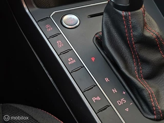 Volkswagen Polo Volkswagen Polo 2.0 TSI GTI Panorama/Keyless/Virtual/Beats/Camera - afbeelding nr 33