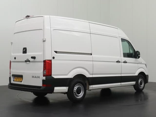 MAN TGE | Airco | Cruise | 3-Persoons | 270 Graden deuren | Betimmering - afbeelding nr 2